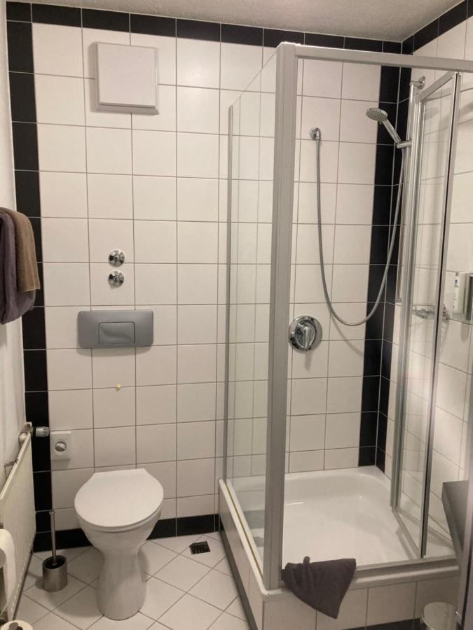 Western Ambassador Hotel 3*